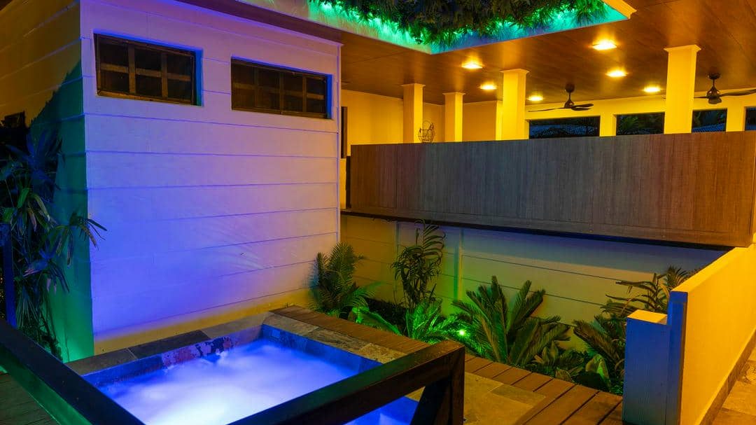 Fam Villa private Jacuzzi