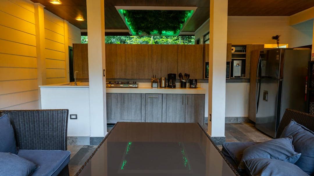 Fam Villa private Jacuzzi Kitchen