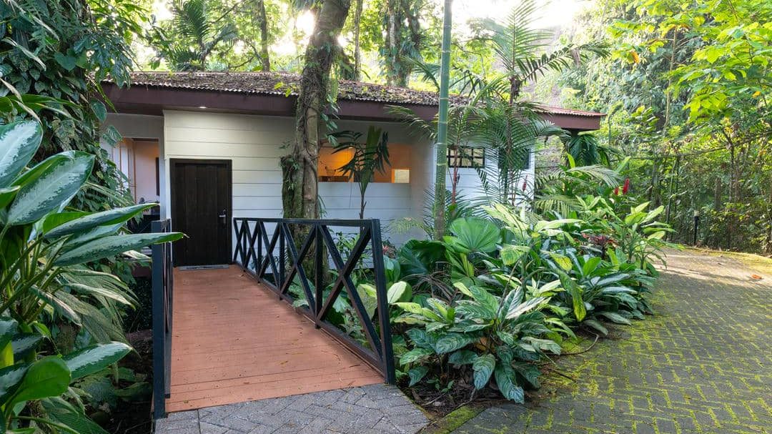 Fam Villa private jacuzzi entrance