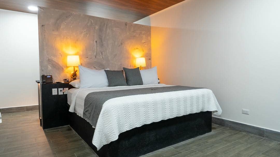 Jr Villa king bed